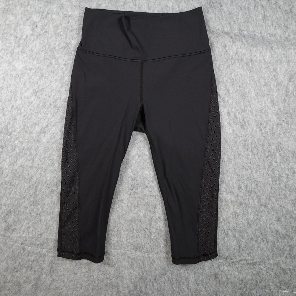 Lululemon Leggings Women 6 Black Ornate Crop 17" High Rise Laser Cut‎ Legging